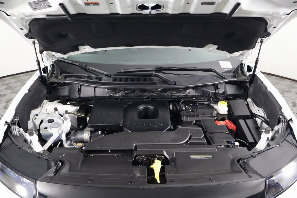 Used 2025 Nissan Murano SV FWD image 15