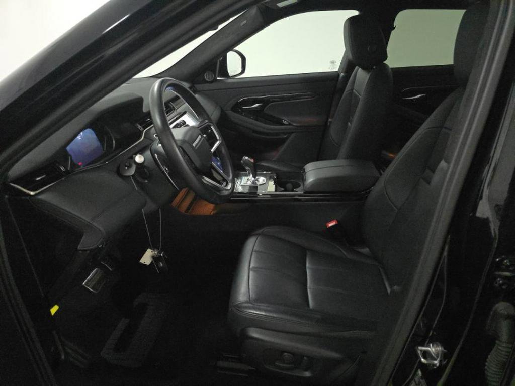 Used 2023 Land Rover Range Rover Evoque R-Dynamic SE AWD/4WD image 4