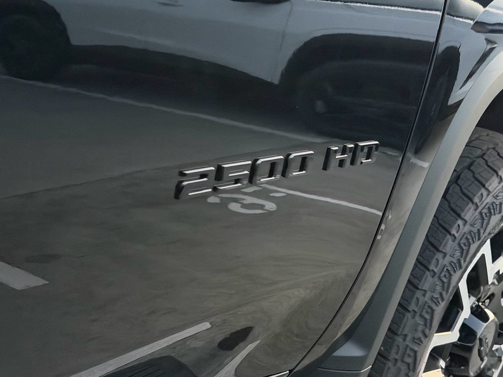 New 2026 Chevrolet Silverado 2500 LT w/ All Star Edition AWD/4WD image 7