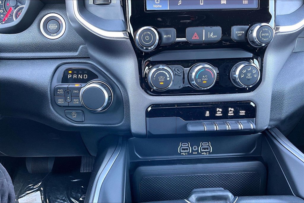 New 2026 RAM 1500 Big Horn w/ Night Edition AWD/4WD image 12