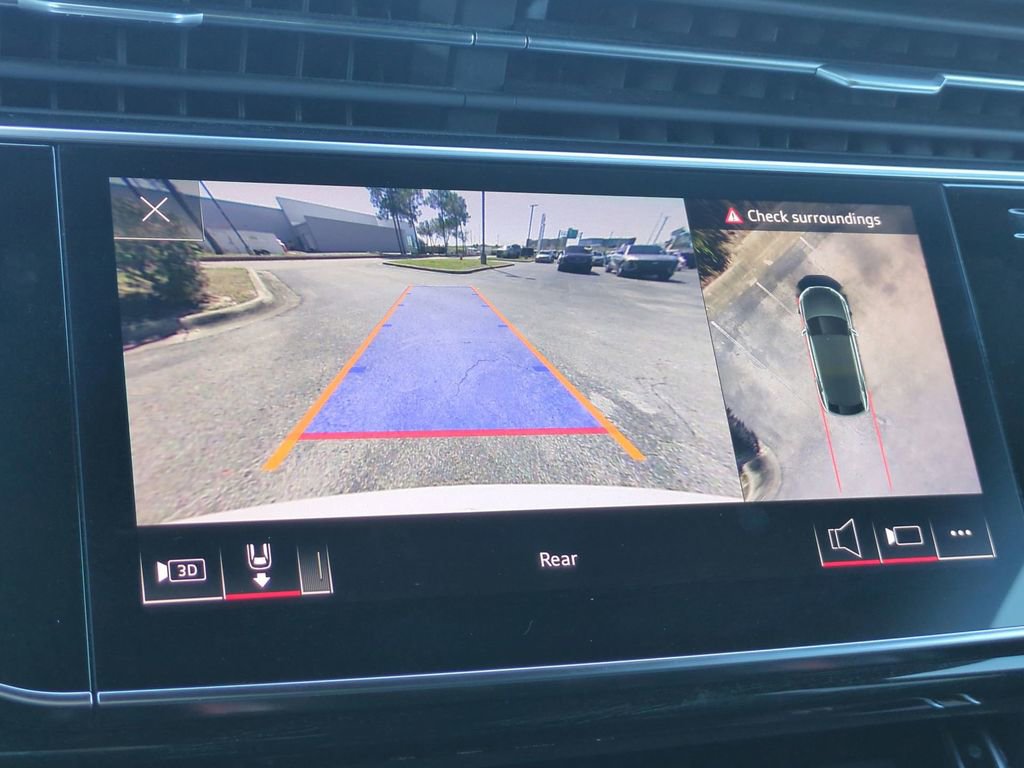 Used 2021 Audi Q8 Premium Plus w/ Premium Plus Package image 20