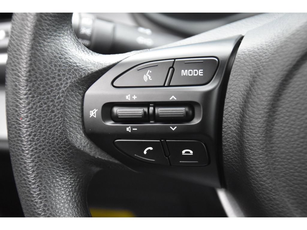 Used 2023 Kia Rio LX image 29
