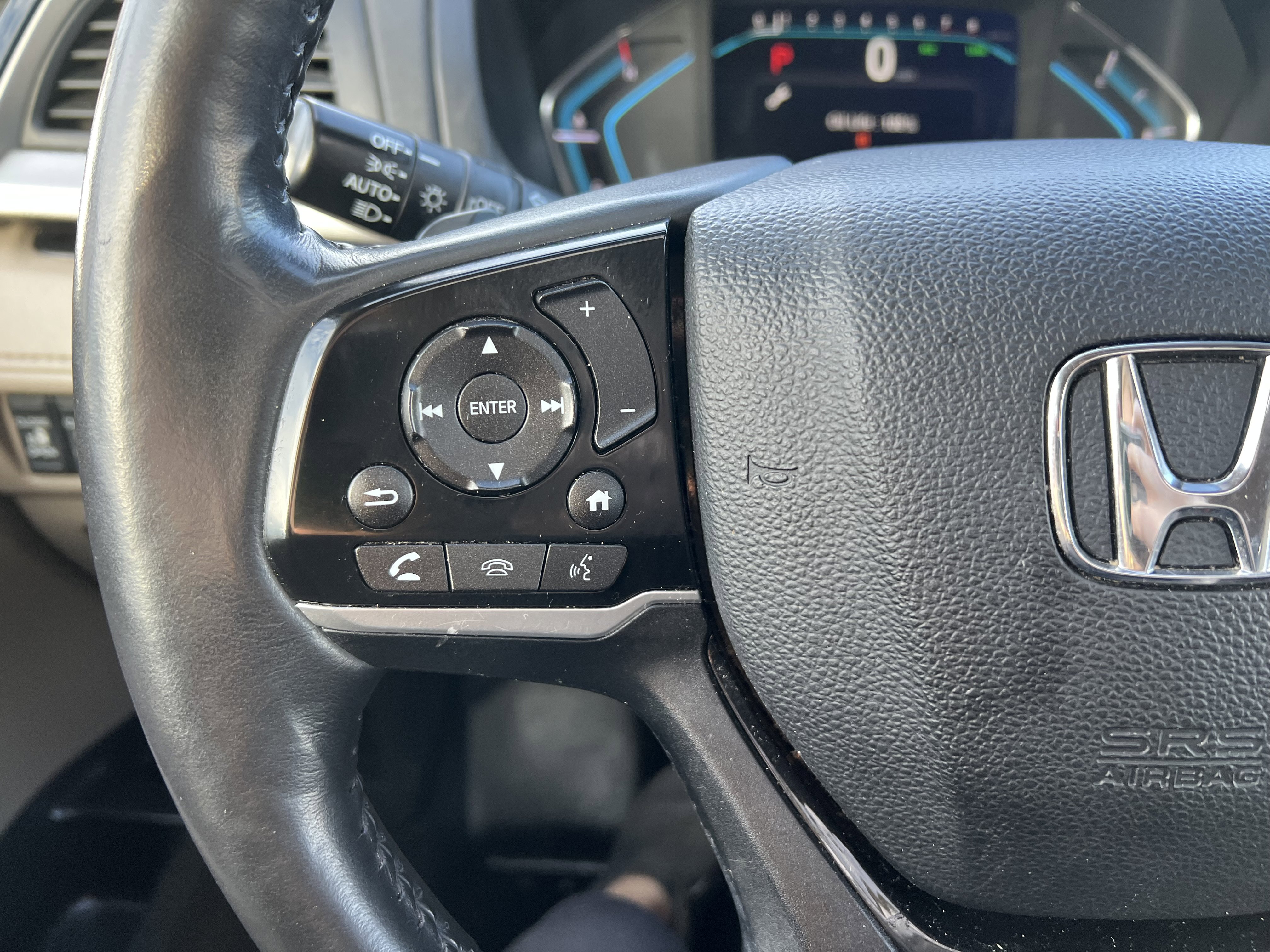 Used 2018 Honda Odyssey Elite image 24