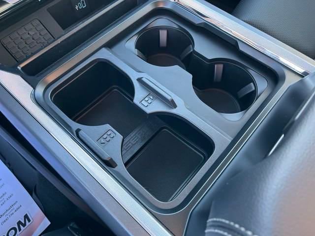 New 2024 Ford F250 Lariat w/ Lariat Ultimate Package image 45