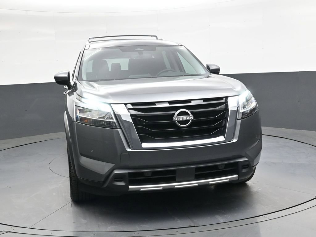 Used 2024 Nissan Pathfinder SL w/ SL Premium Package image 10