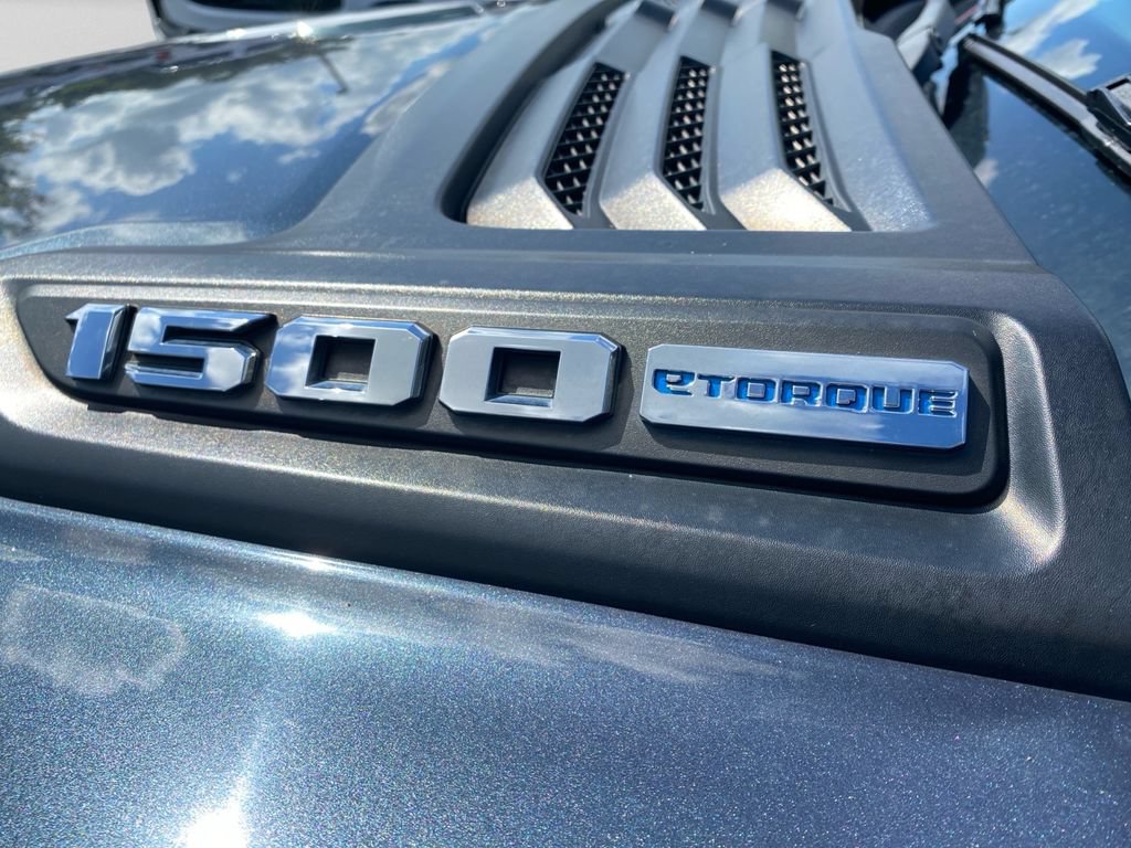 Used 2021 RAM 1500 Laramie w/ Sport Appearance Package AWD/4WD image 28