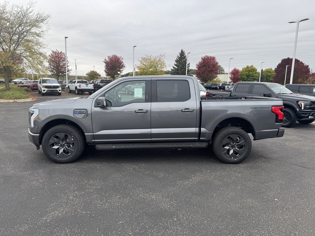 New 2025 Ford F150 Lightning Lariat image 8