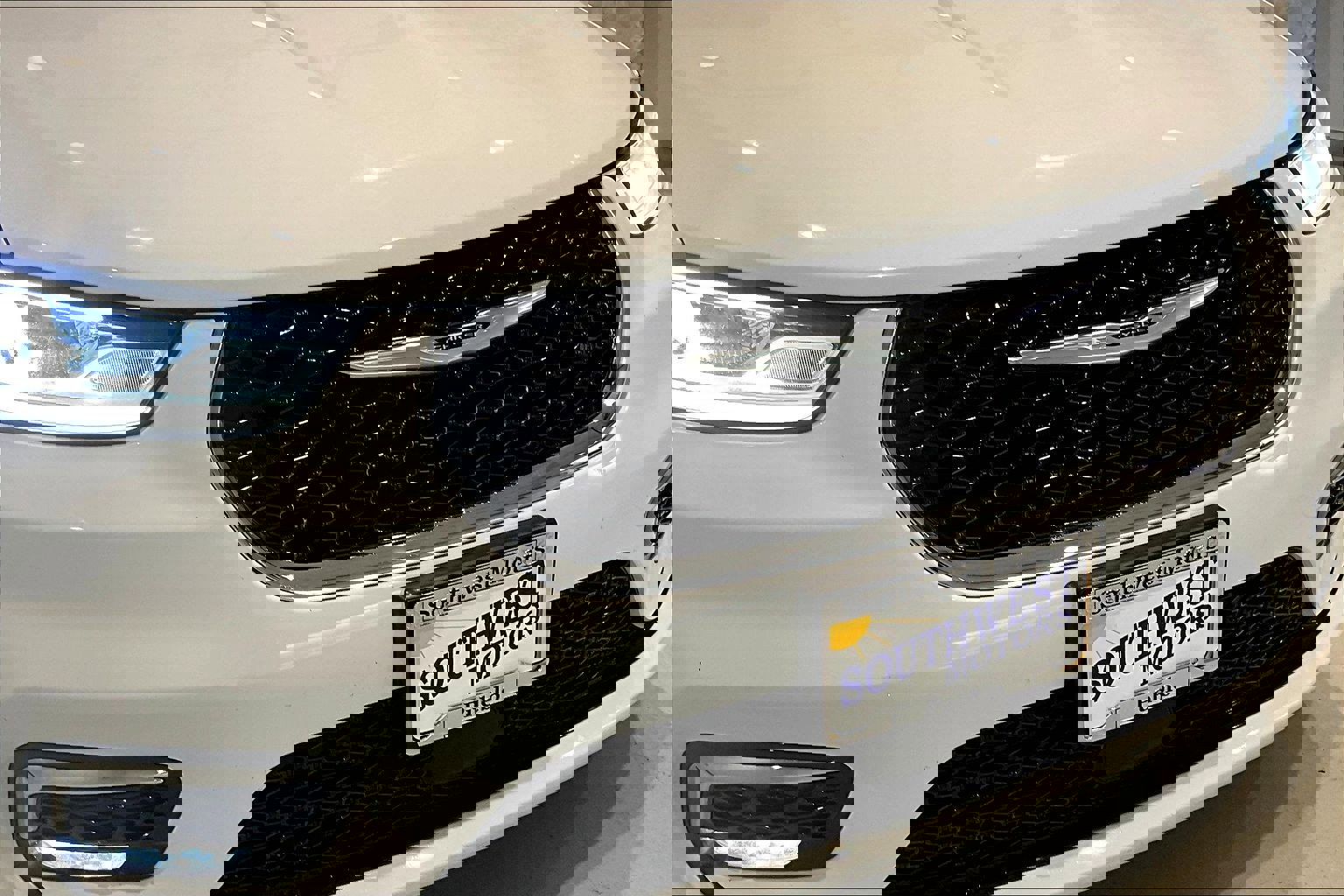 Used 2024 Chrysler Pacifica Touring-L image 33