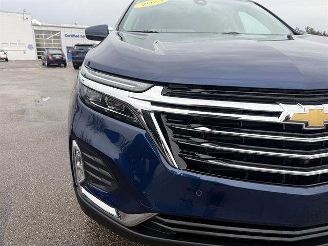 Used 2023 Chevrolet Equinox Premier image 7