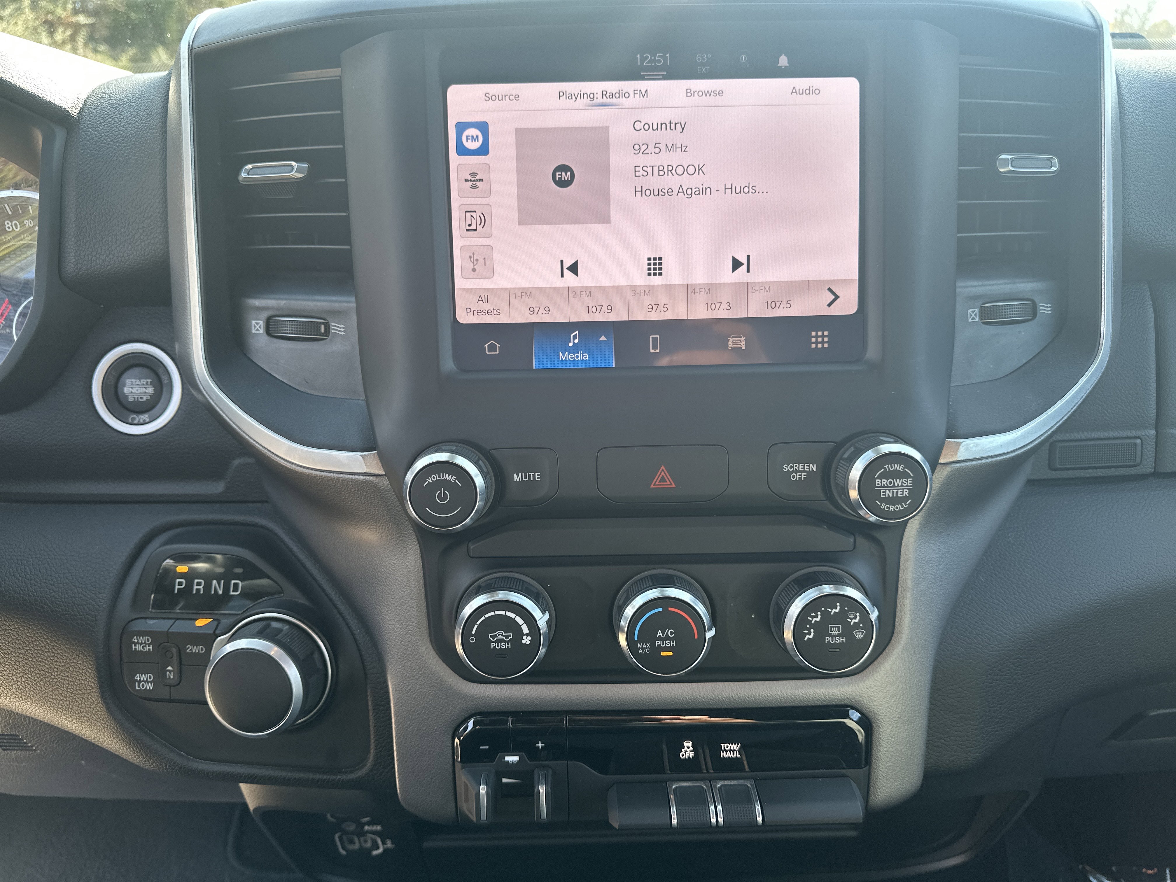 Used 2024 RAM 2500 Big Horn image 28