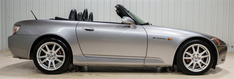 Used 2000 Honda S2000 image 23