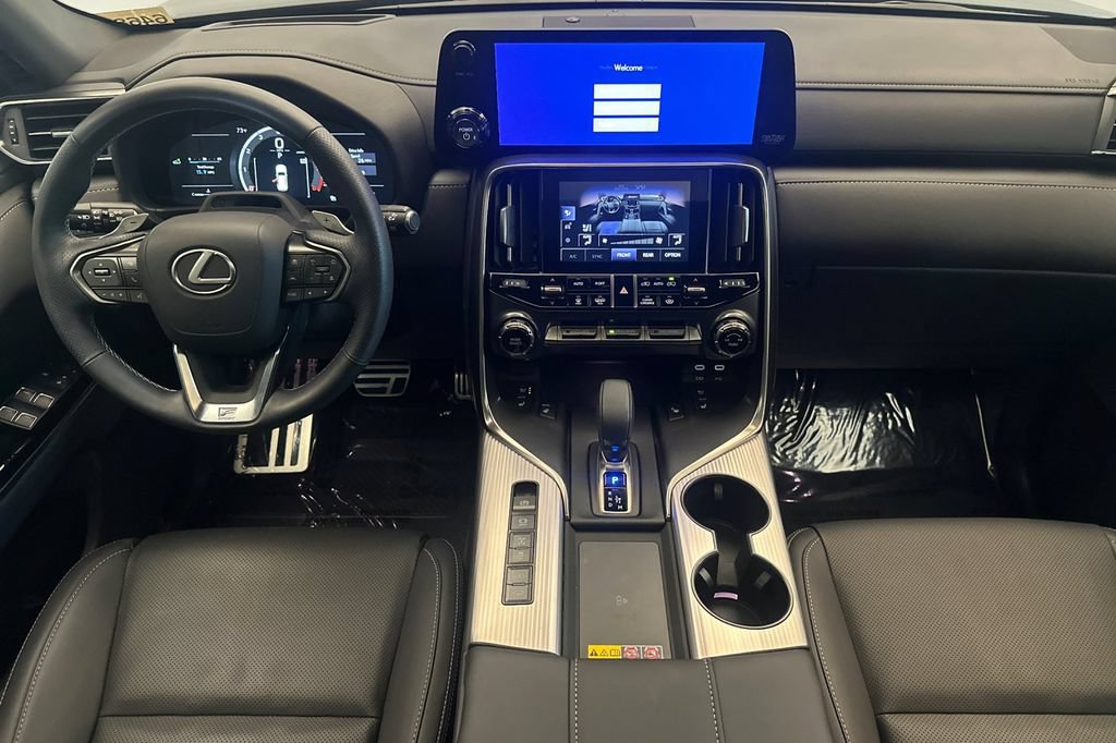 New 2026 Lexus LX 700h F Sport AWD/4WD image 13