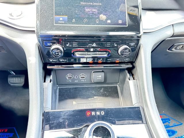 Used 2024 Jeep Grand Cherokee Altitude AWD/4WD image 16