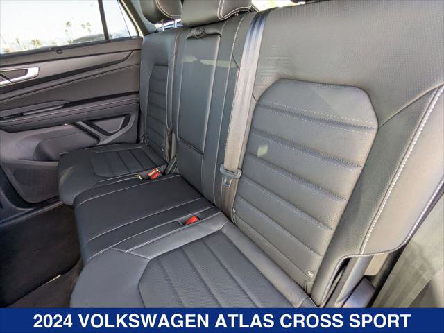 New 2024 Volkswagen Atlas Cross Sport SEL R-Line image 18
