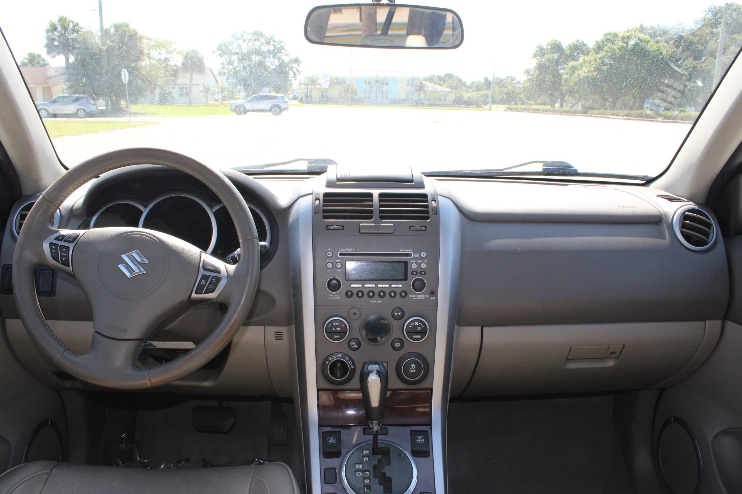 Used 2012 Suzuki Grand Vitara Limited AWD/4WD image 13