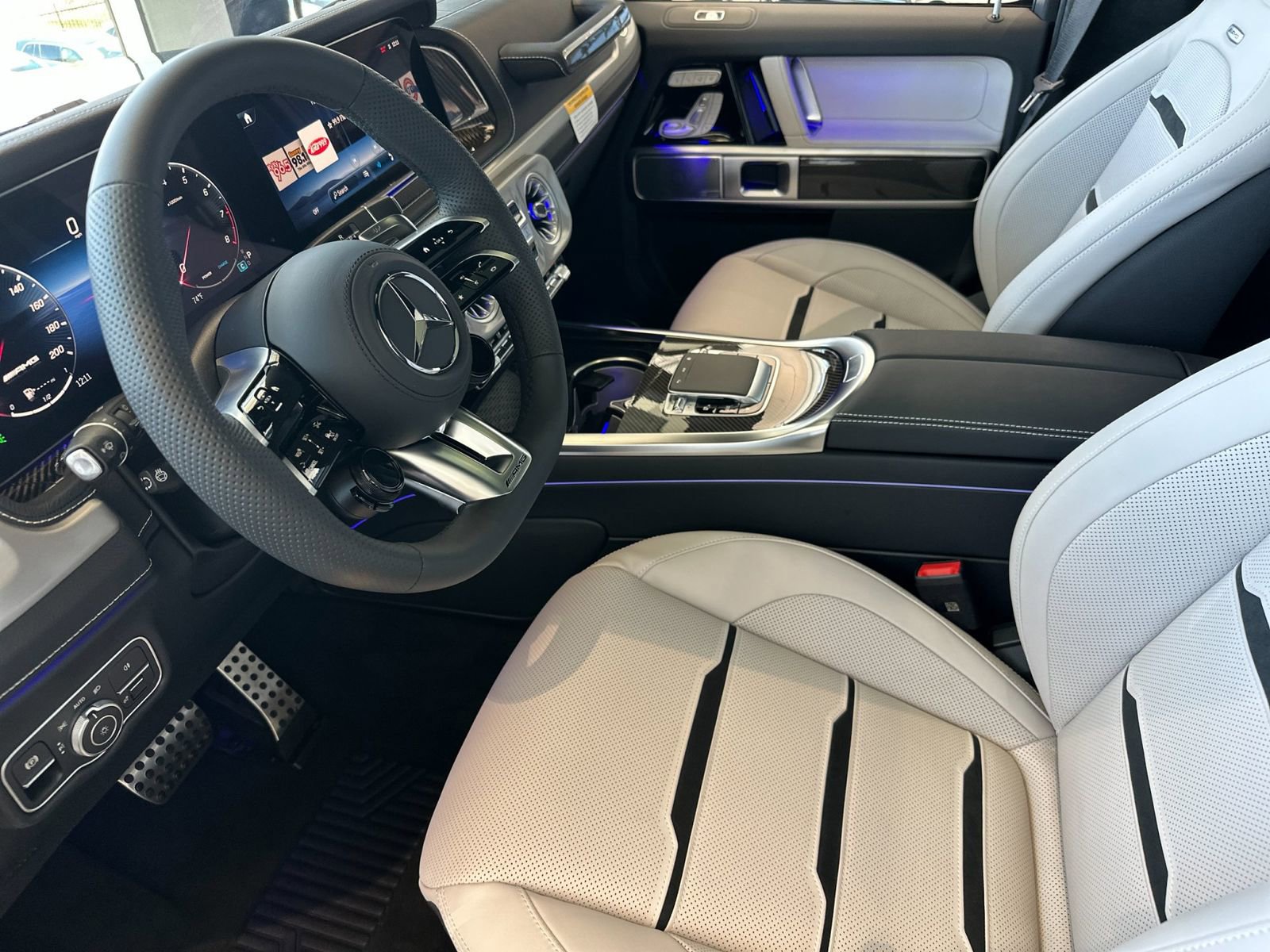 New 2026 Mercedes-Benz G 63 AMG 4MATIC image 10