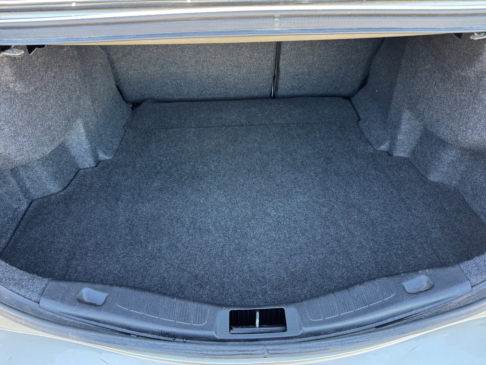 Used 2019 Ford Fusion SE image 29