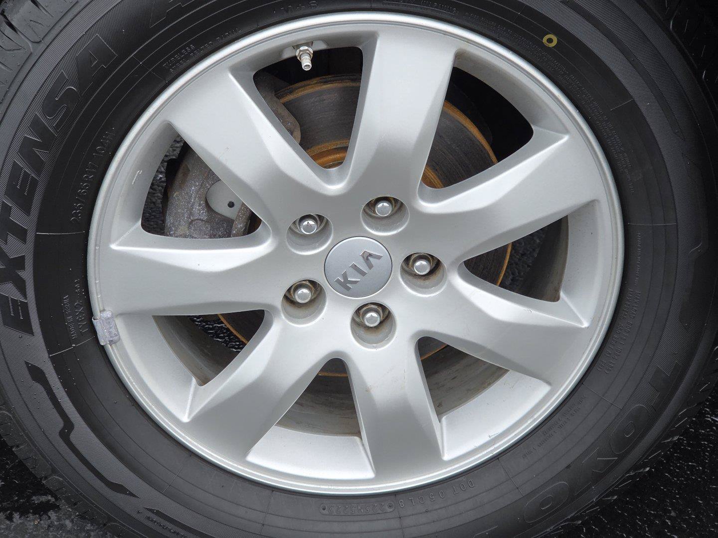 Used 2012 Kia Sorento FWD image 4