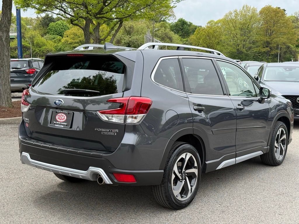 Used 2023 Subaru Forester Touring AWD/4WD image 8