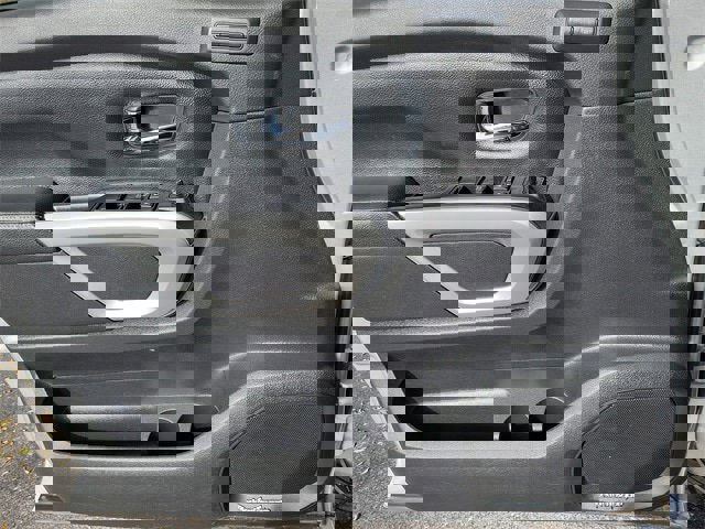 Used 2017 Nissan Titan PRO-4X w/ Pro-4x Convenience Package image 21