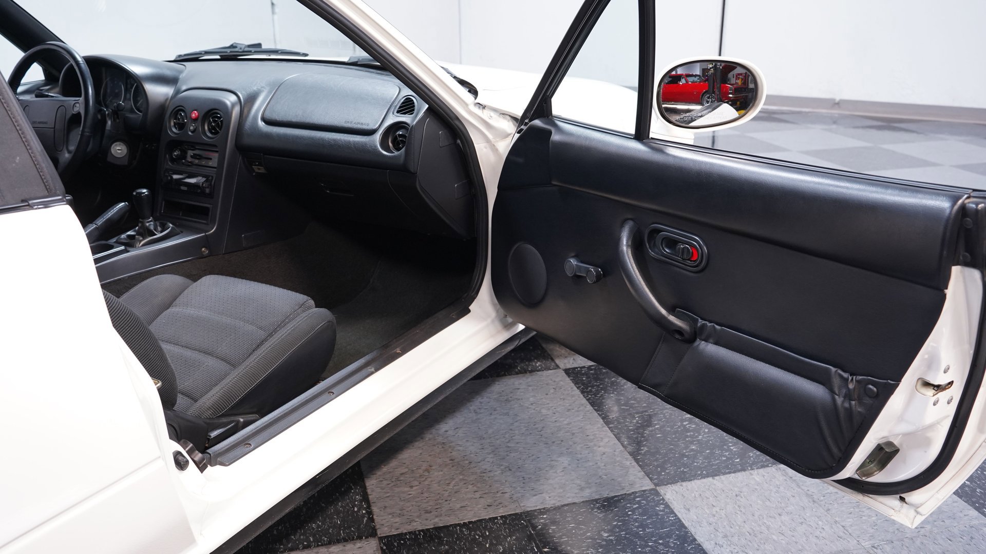 Used 1994 MAZDA MX-5 Miata image 39