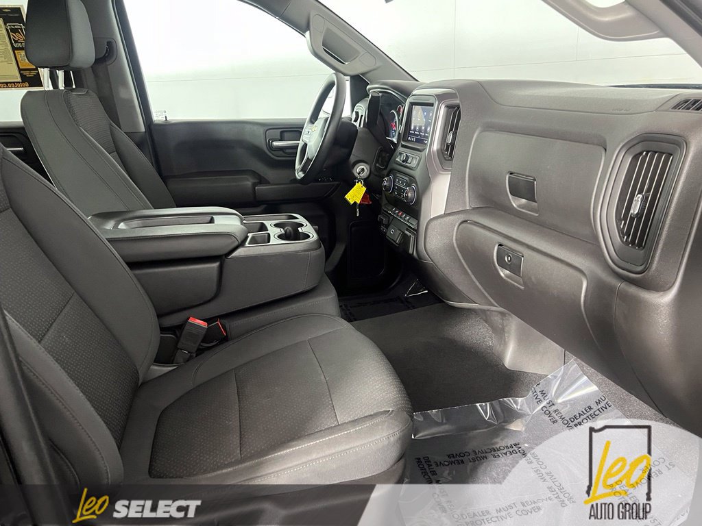 Used 2020 Chevrolet Silverado 1500 Custom w/ Custom Value Package AWD/4WD image 22