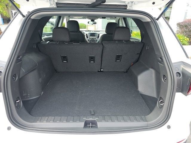 Used 2024 Chevrolet Equinox LS FWD image 10