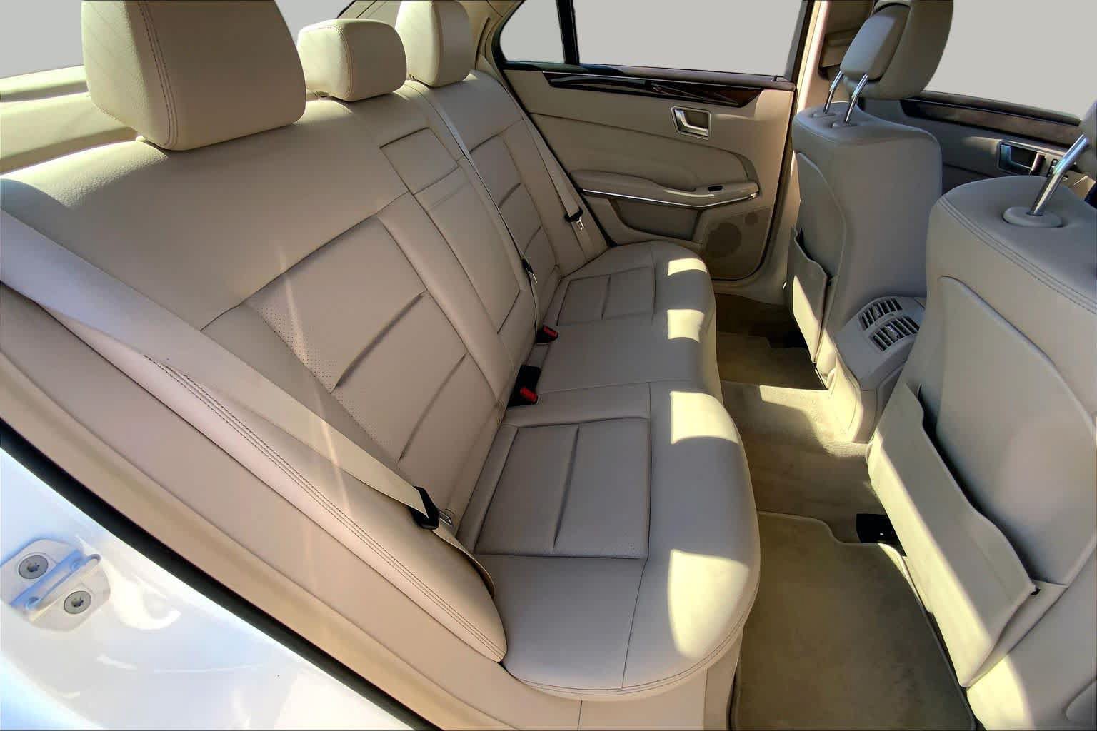 Used 2014 Mercedes-Benz E 350 Sedan image 19