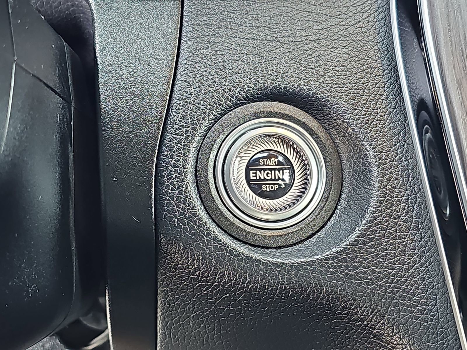 Used 2022 Mercedes-Benz GLC 300 image 29