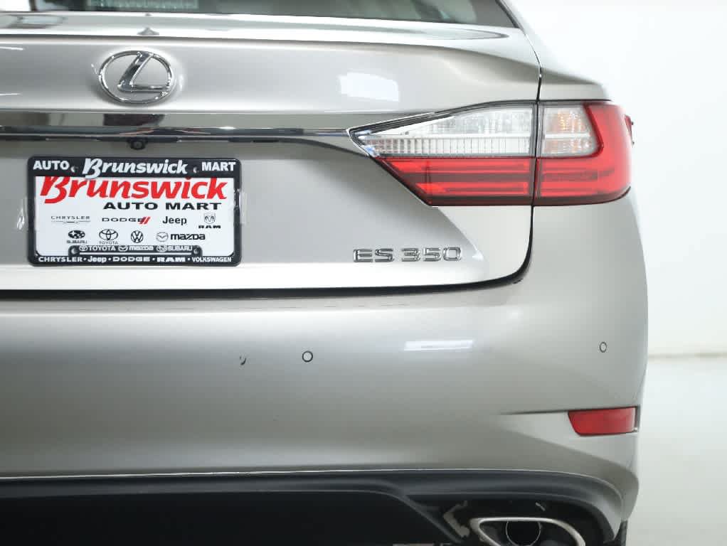 Used 2018 Lexus ES 350 w/ Premier Package FWD image 46