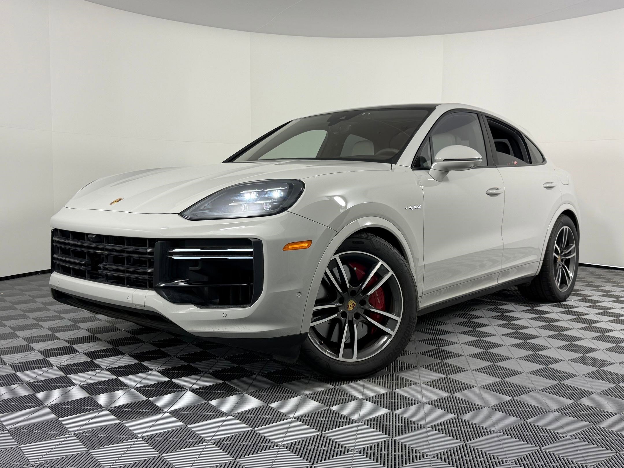 Certified 2024 Porsche Cayenne Turbo