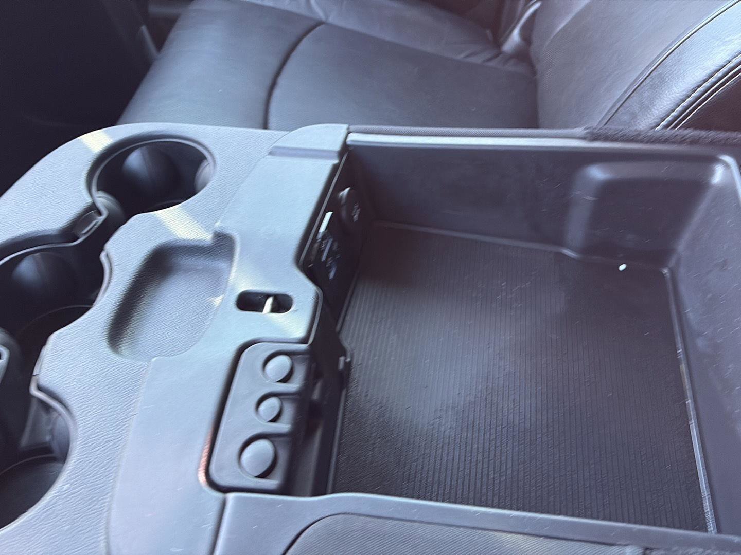 Used 2015 RAM 2500 Laramie w/ Protection Group image 27