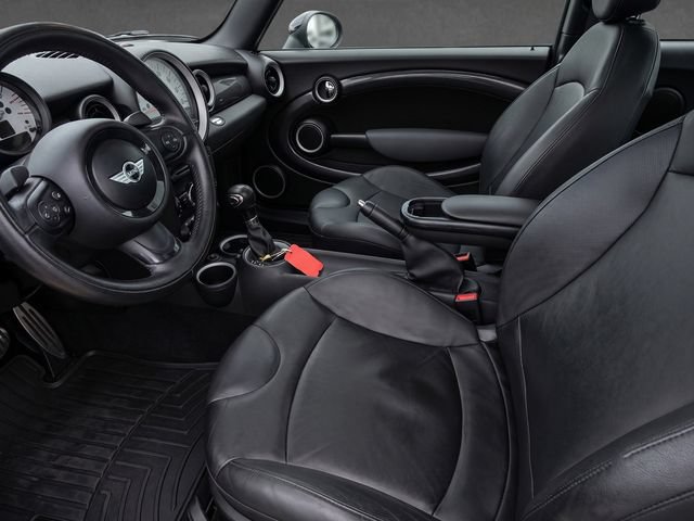 Used 2012 MINI Cooper Clubman S w/ Sport Pkg FWD image 3