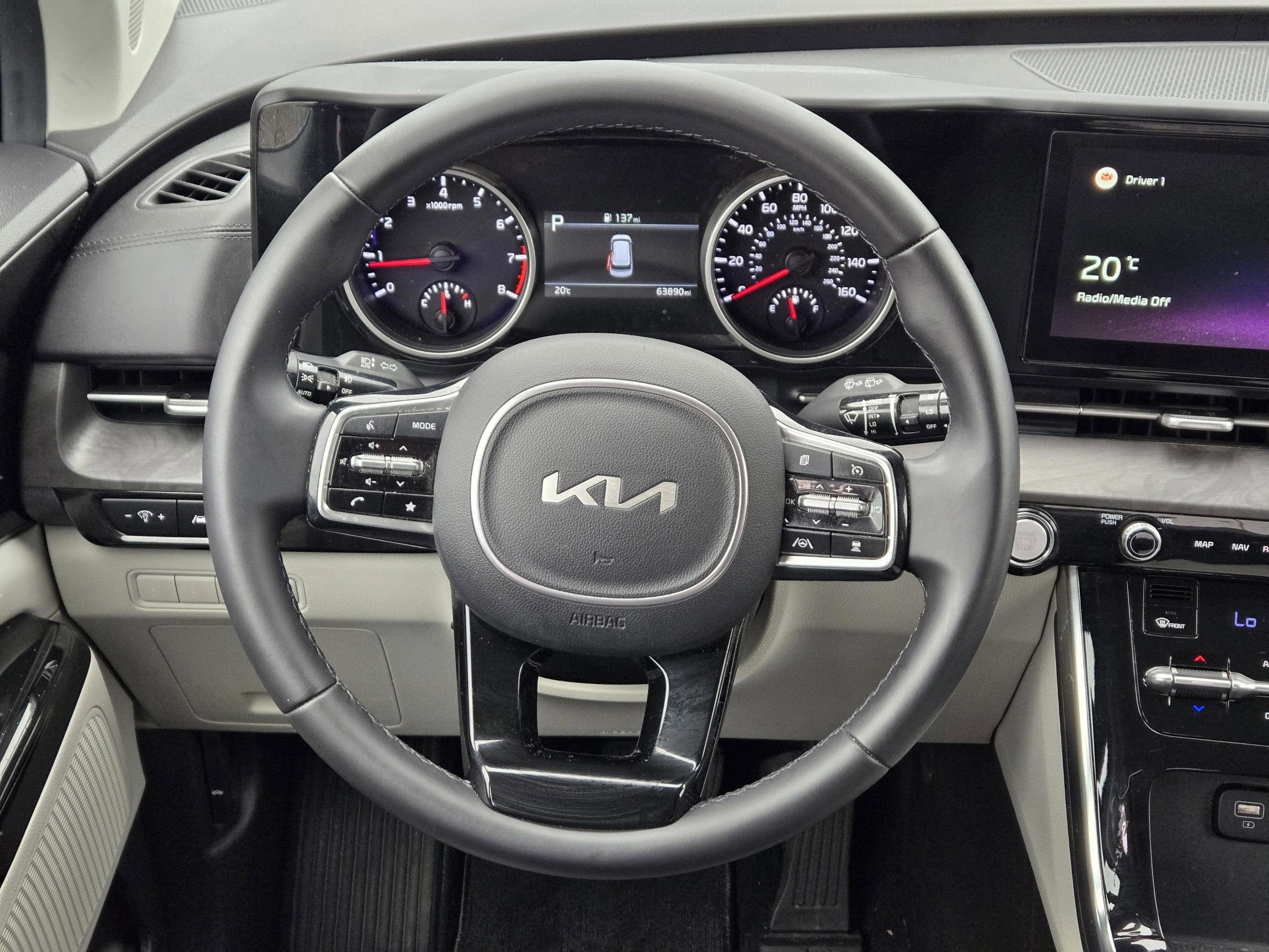 Used 2022 Kia Carnival SX image 20