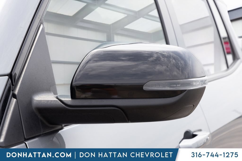 Used 2025 Chevrolet Traverse Z71 AWD/4WD image 30