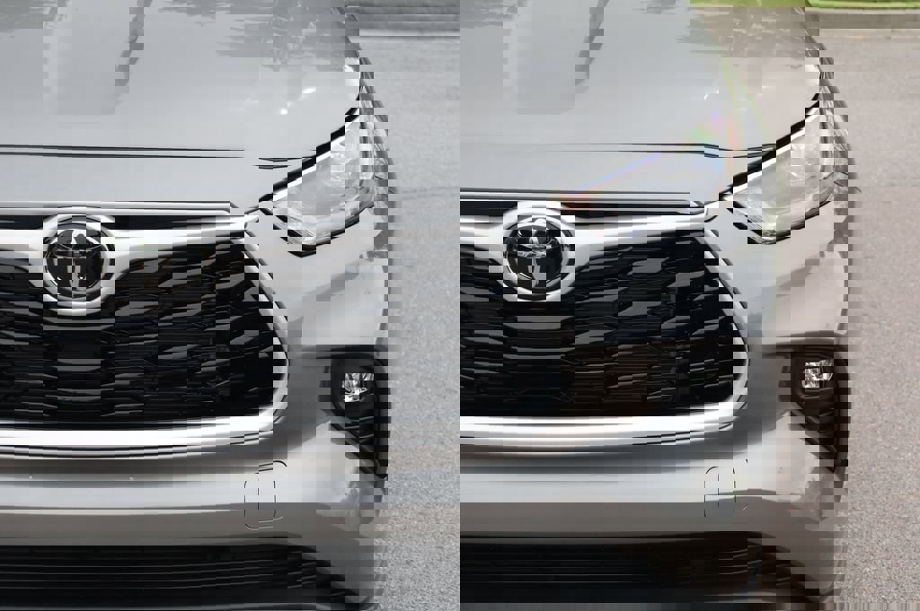 New 2026 Toyota Highlander XLE AWD/4WD image 20