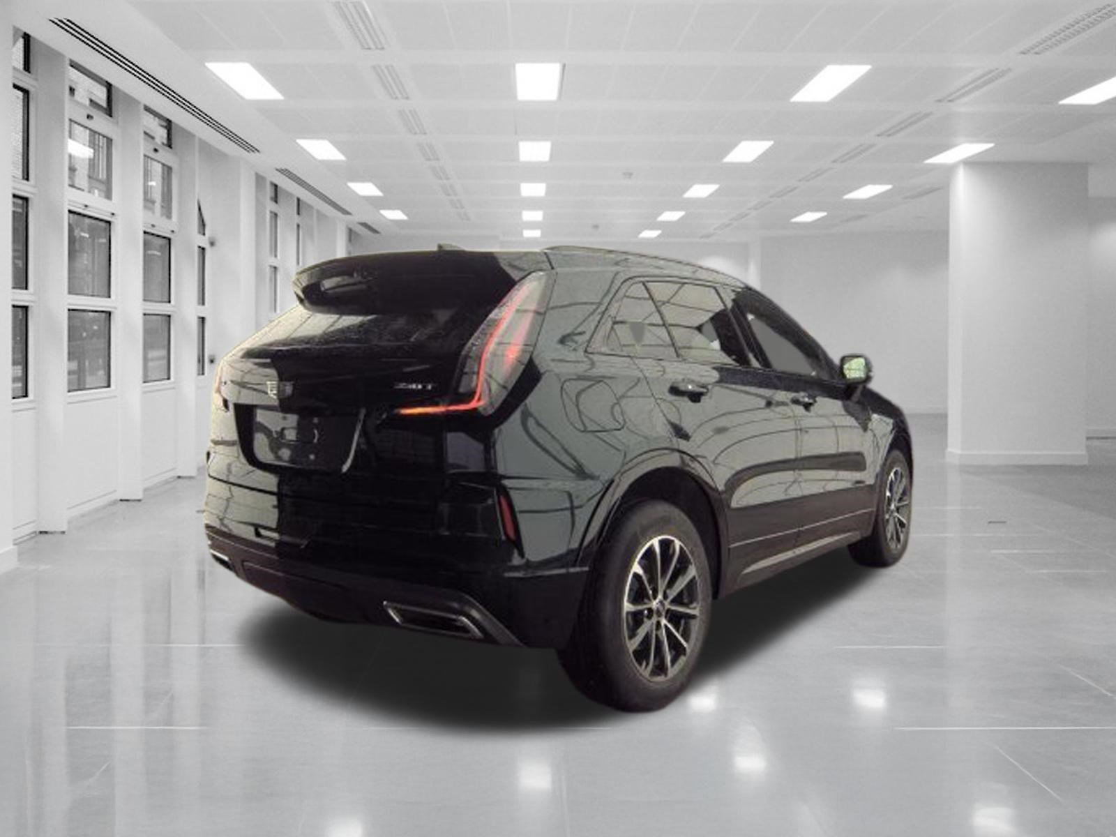Used 2024 Cadillac XT4 Sport w/ Active Safety Package AWD/4WD image 5