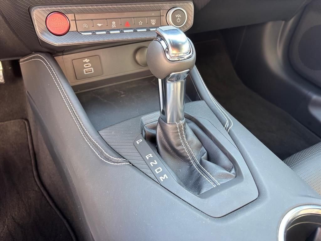 Used 2025 Ford Mustang GT Premium image 18
