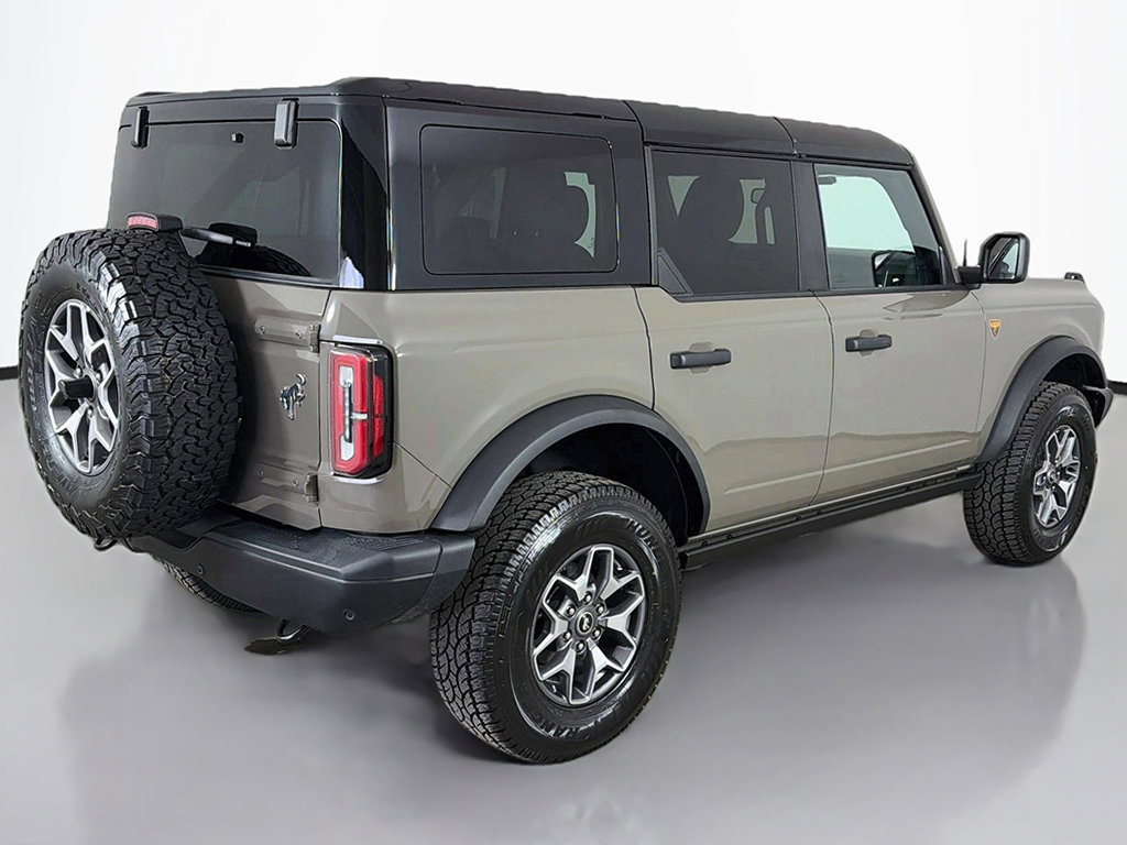 Used 2025 Ford Bronco Badlands AWD/4WD image 11