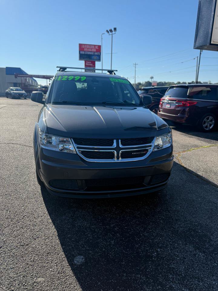 Used 2020 Dodge Journey SE w/ SE Popular Equipment Group FWD image 2