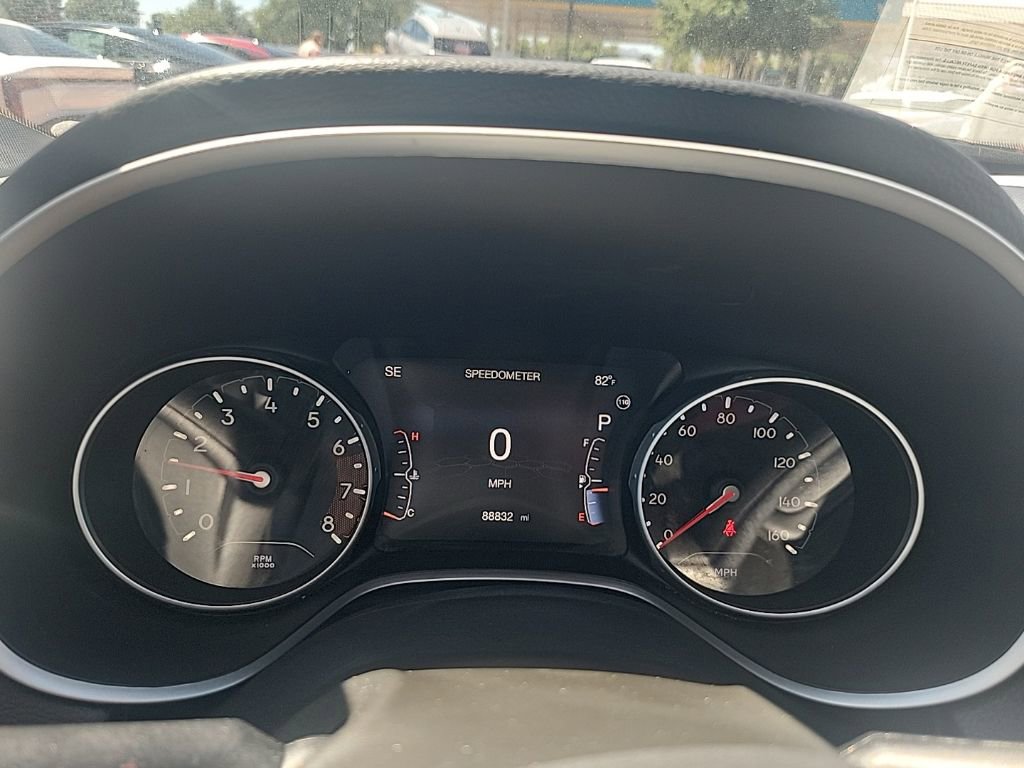 Used 2019 Jeep Compass Latitude w/ Popular Equipment Group FWD image 31