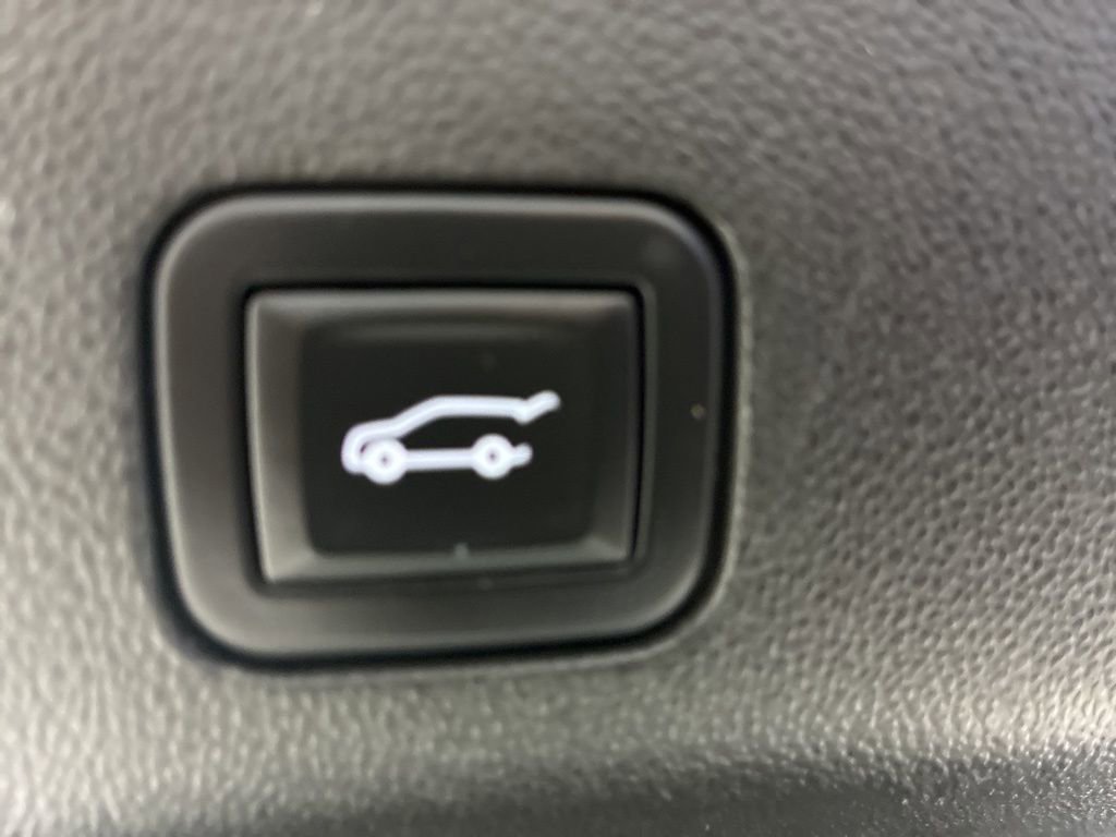 Used 2022 GMC Yukon Denali AWD/4WD image 55