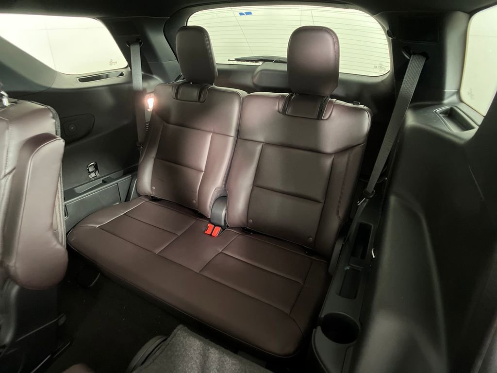 New 2026 Ford Explorer Platinum image 32