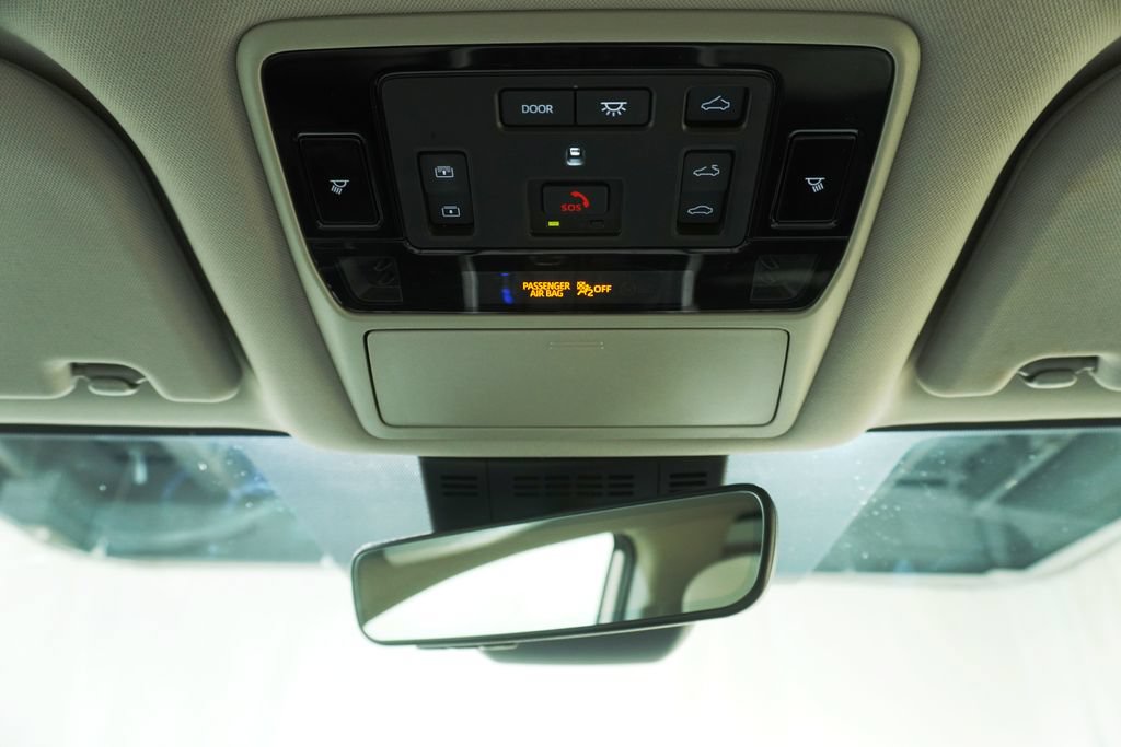 Used 2024 Toyota Grand Highlander AWD image 22