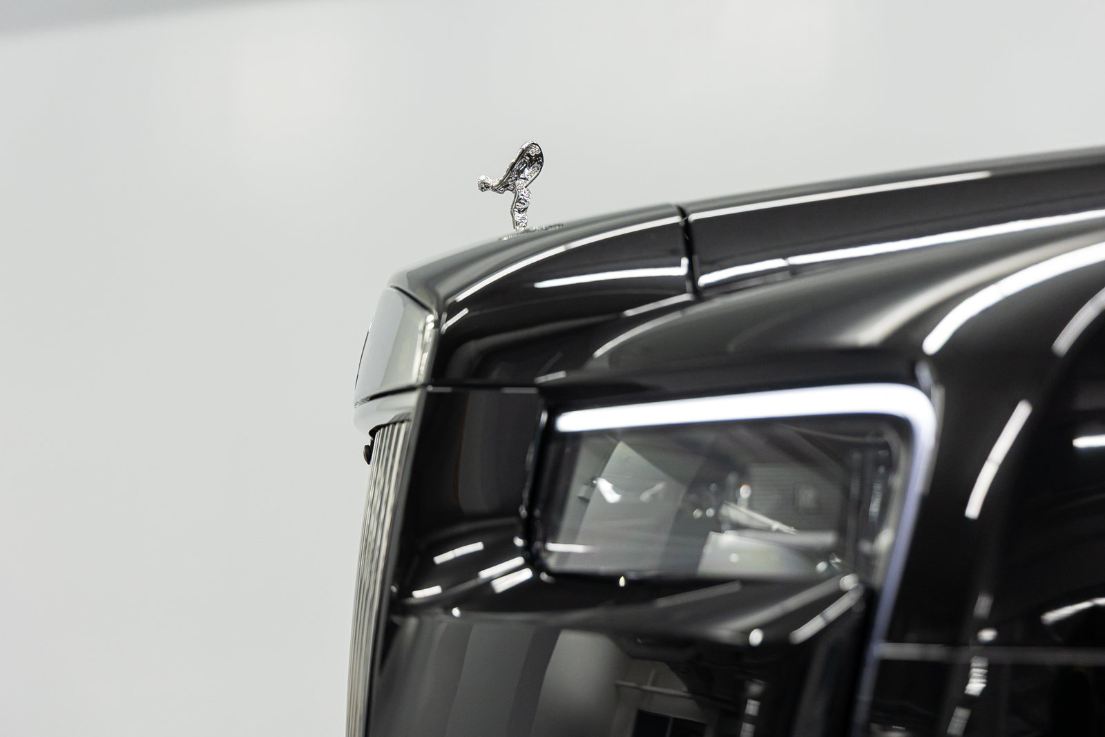 New 2026 Rolls-Royce Cullinan AWD/4WD image 13