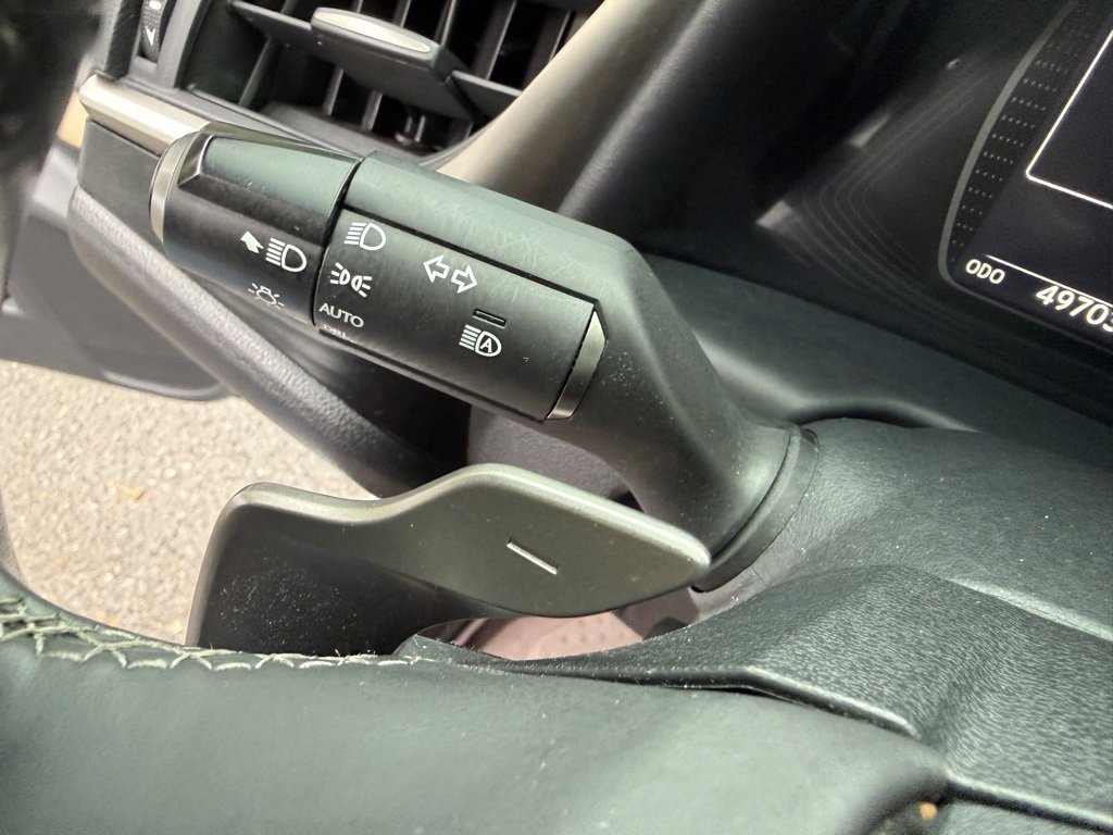 Used 2019 Lexus ES 350 w/ Premium Package image 33