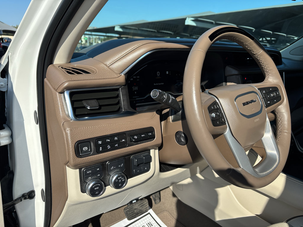 Certified 2024 GMC Yukon XL Denali w/ Advanced Technology Package AWD/4WD image 15