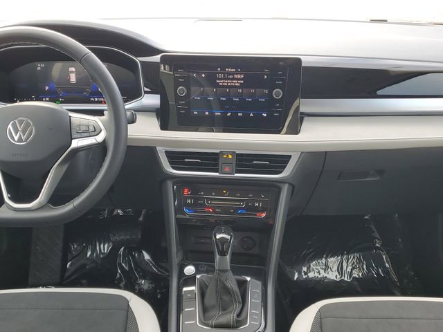 New 2026 Volkswagen Taos SE FWD image 25