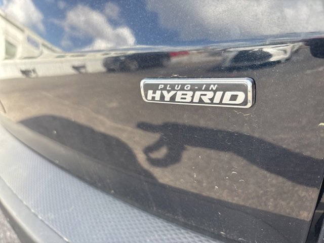 Used 2021 Ford Escape Titanium w/ Titanium Premium Package image 7