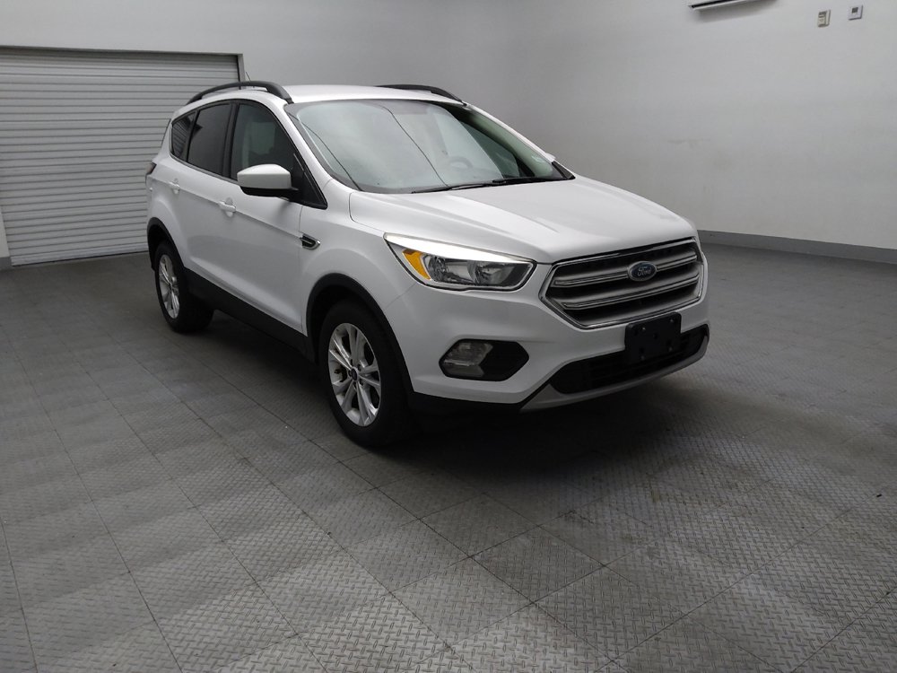 Used 2018 Ford Escape SE FWD image 13